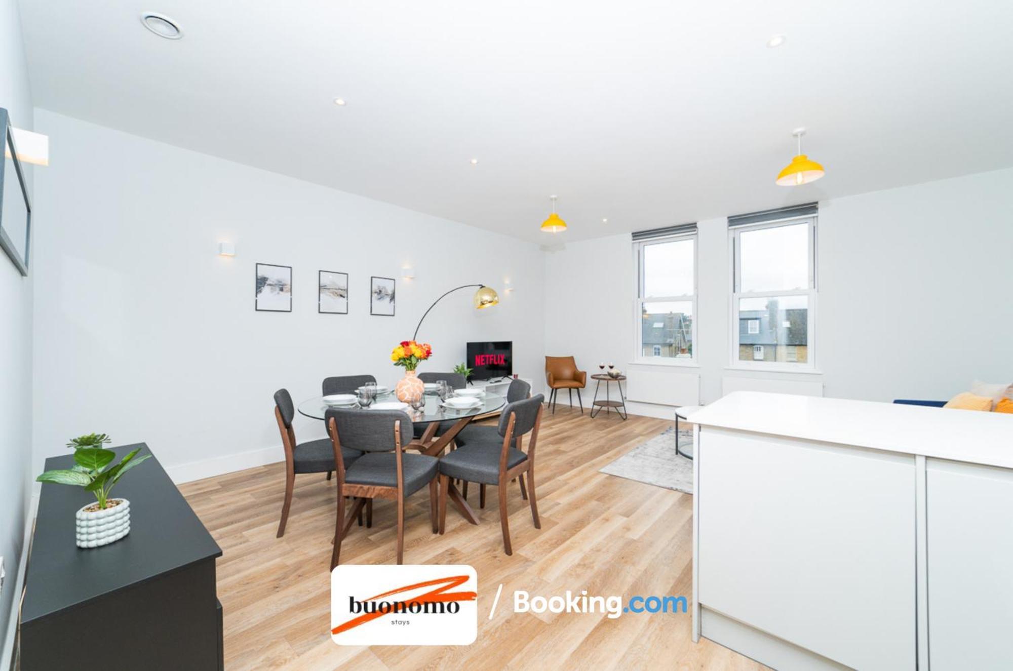 Two Bedroom Apartment At Buonomo Stays Short Lets & Serviced Accommodation Close To Wimbledon Tennis Courts Лондон Экстерьер фото