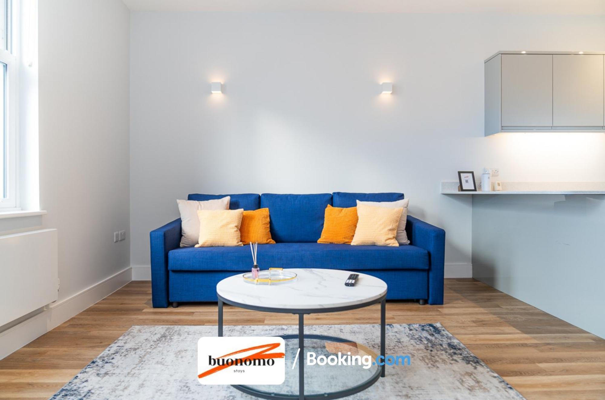 Two Bedroom Apartment At Buonomo Stays Short Lets & Serviced Accommodation Close To Wimbledon Tennis Courts Лондон Экстерьер фото